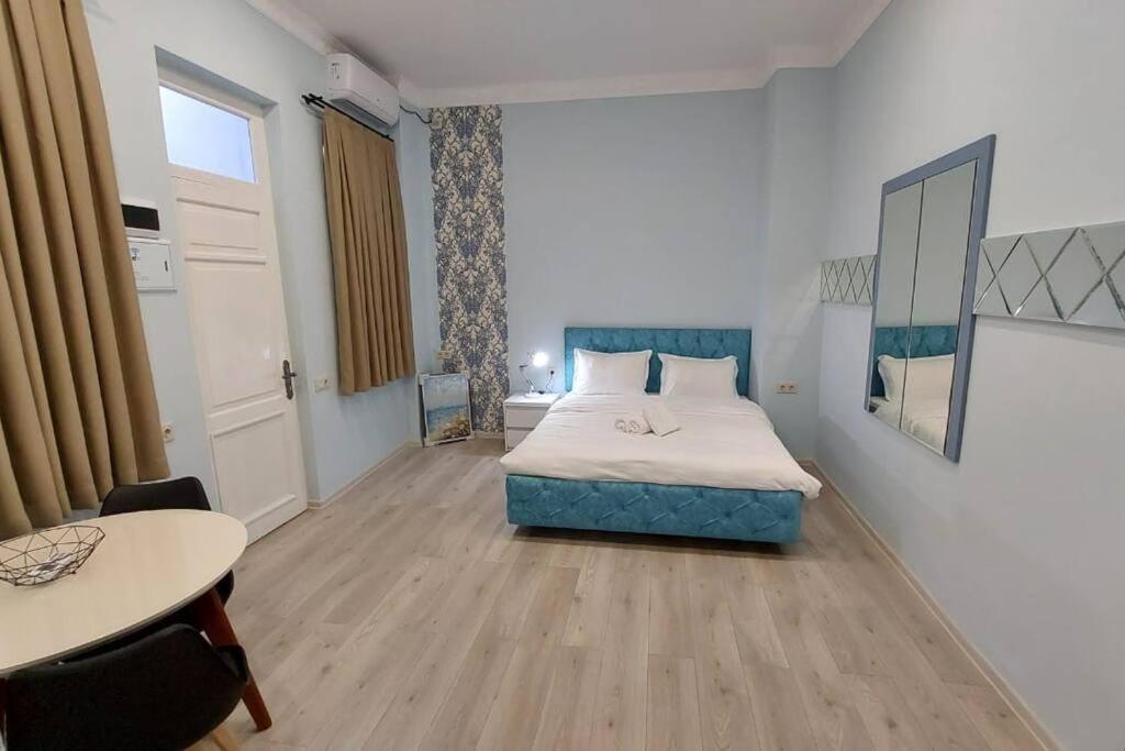 My Place Near Freedom Square #1 Apartment